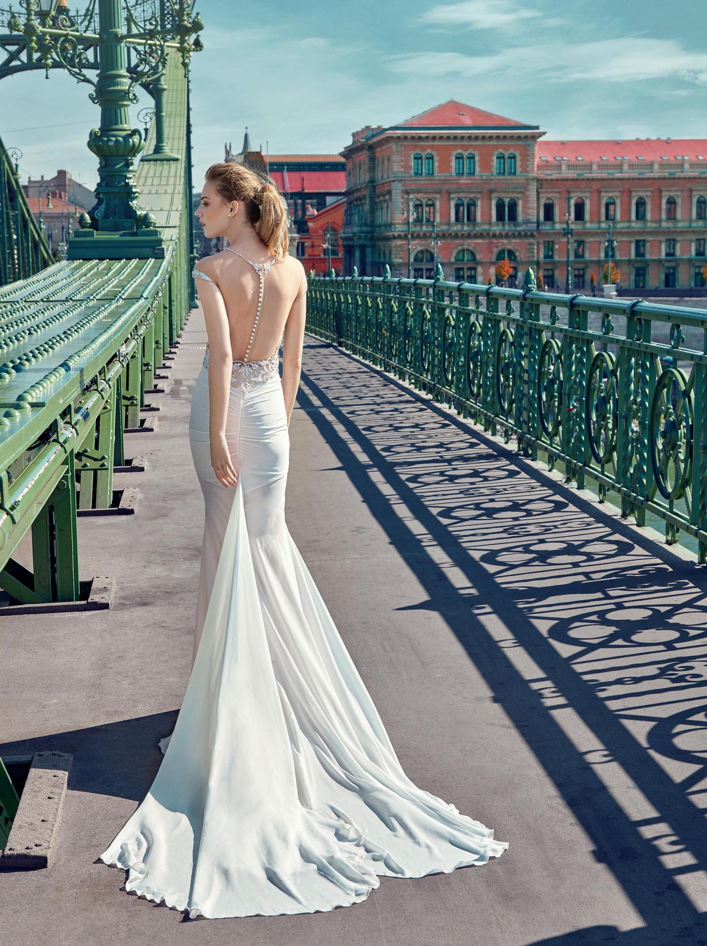 Galia Lahav,嘉丽兰赫