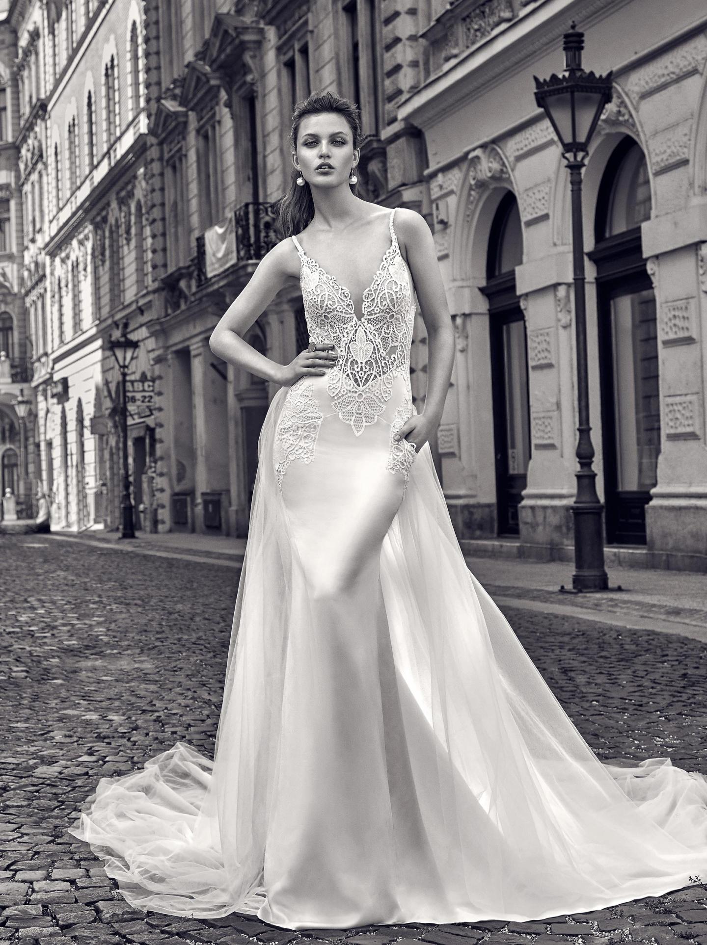 Galia Lahav,嘉丽兰赫