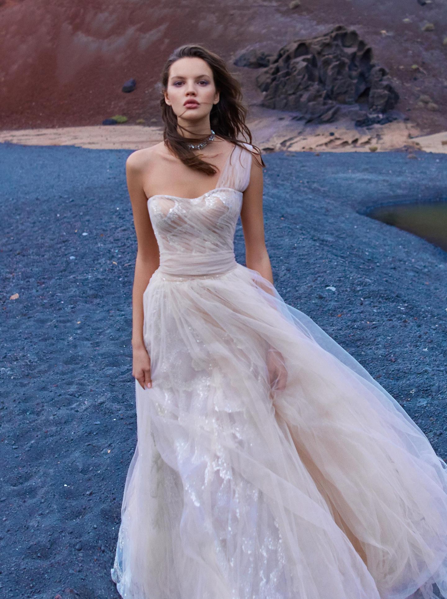 Galia Lahav,嘉丽兰赫