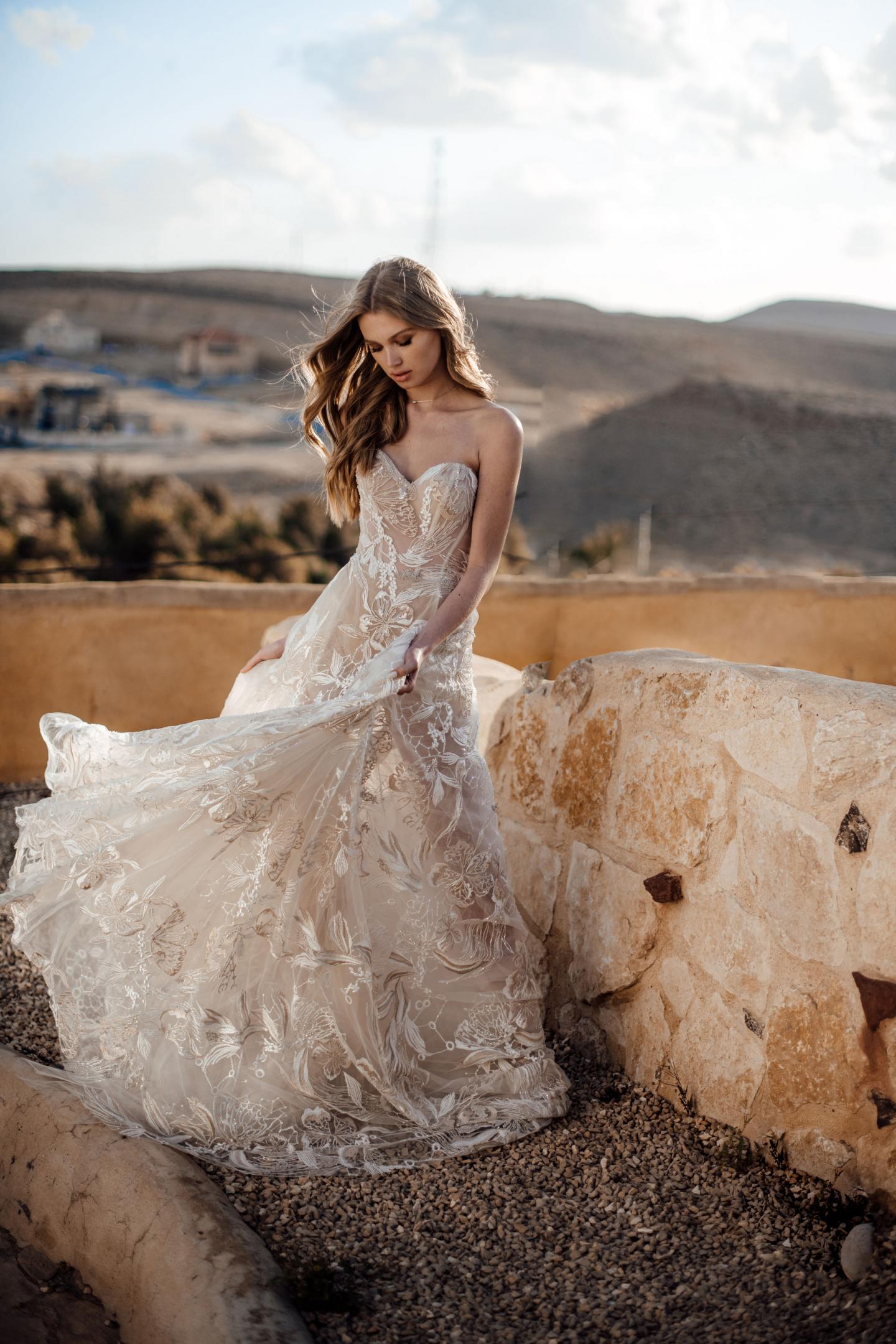 Galia Lahav,嘉丽兰赫