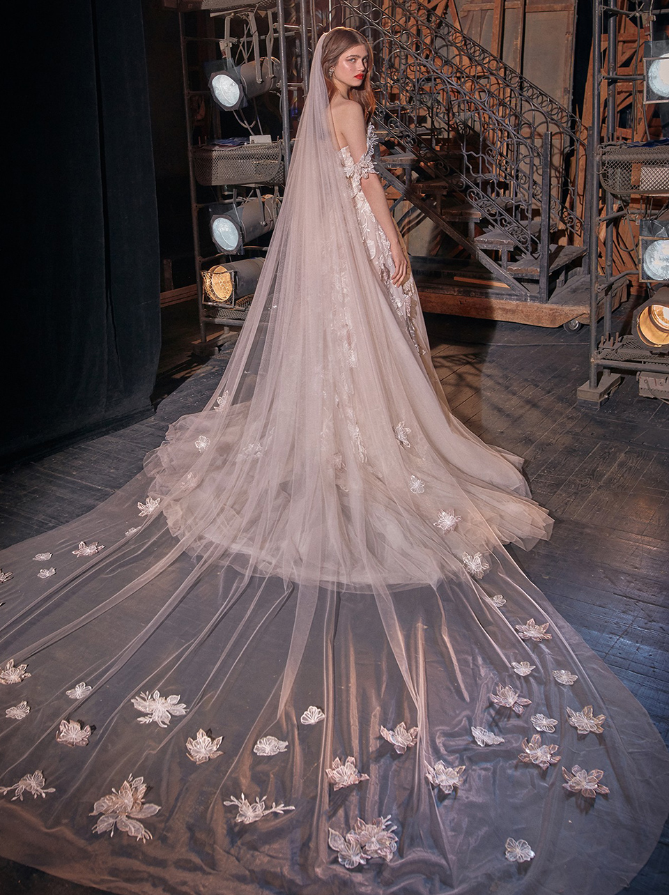 Galia Lahav,嘉丽兰赫