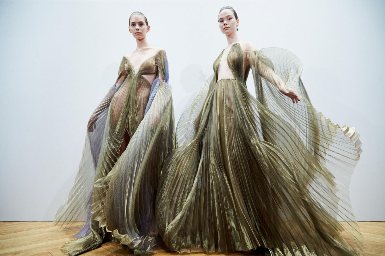 Iris van Herpen 艾里斯·范·荷本