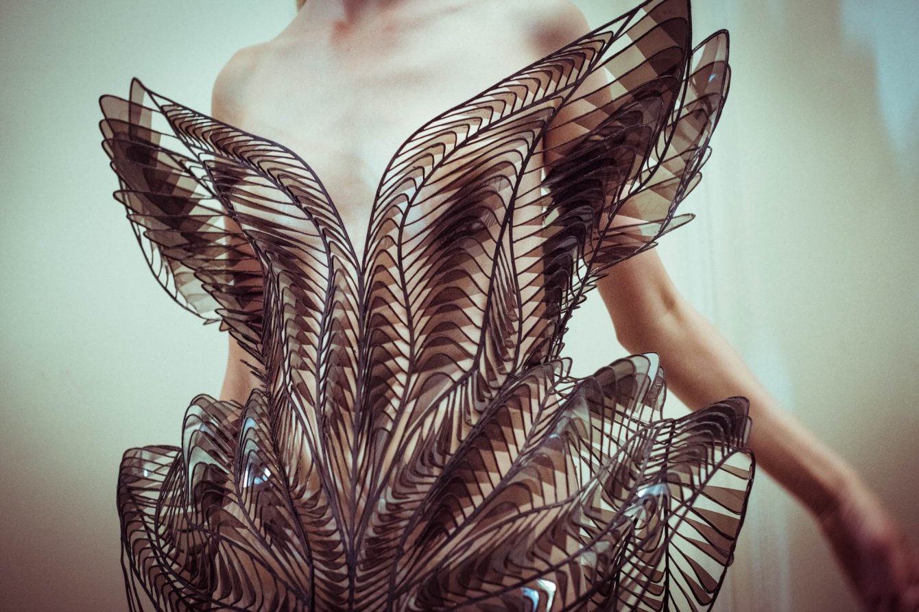 Iris van Herpen 艾里斯·范·荷本