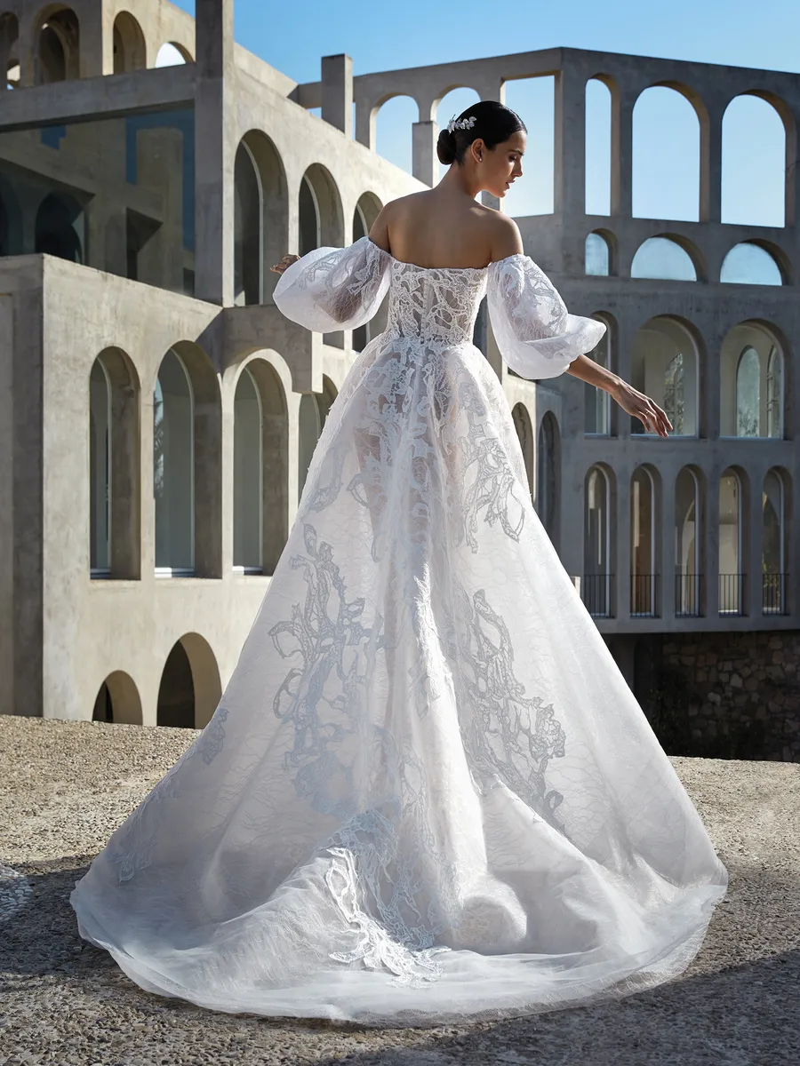 Pronovias