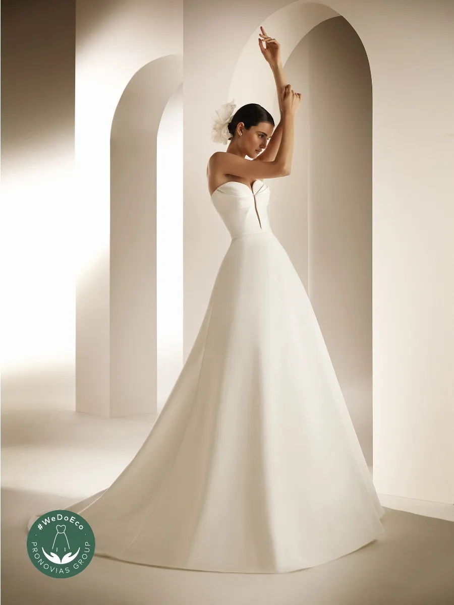 Pronovias