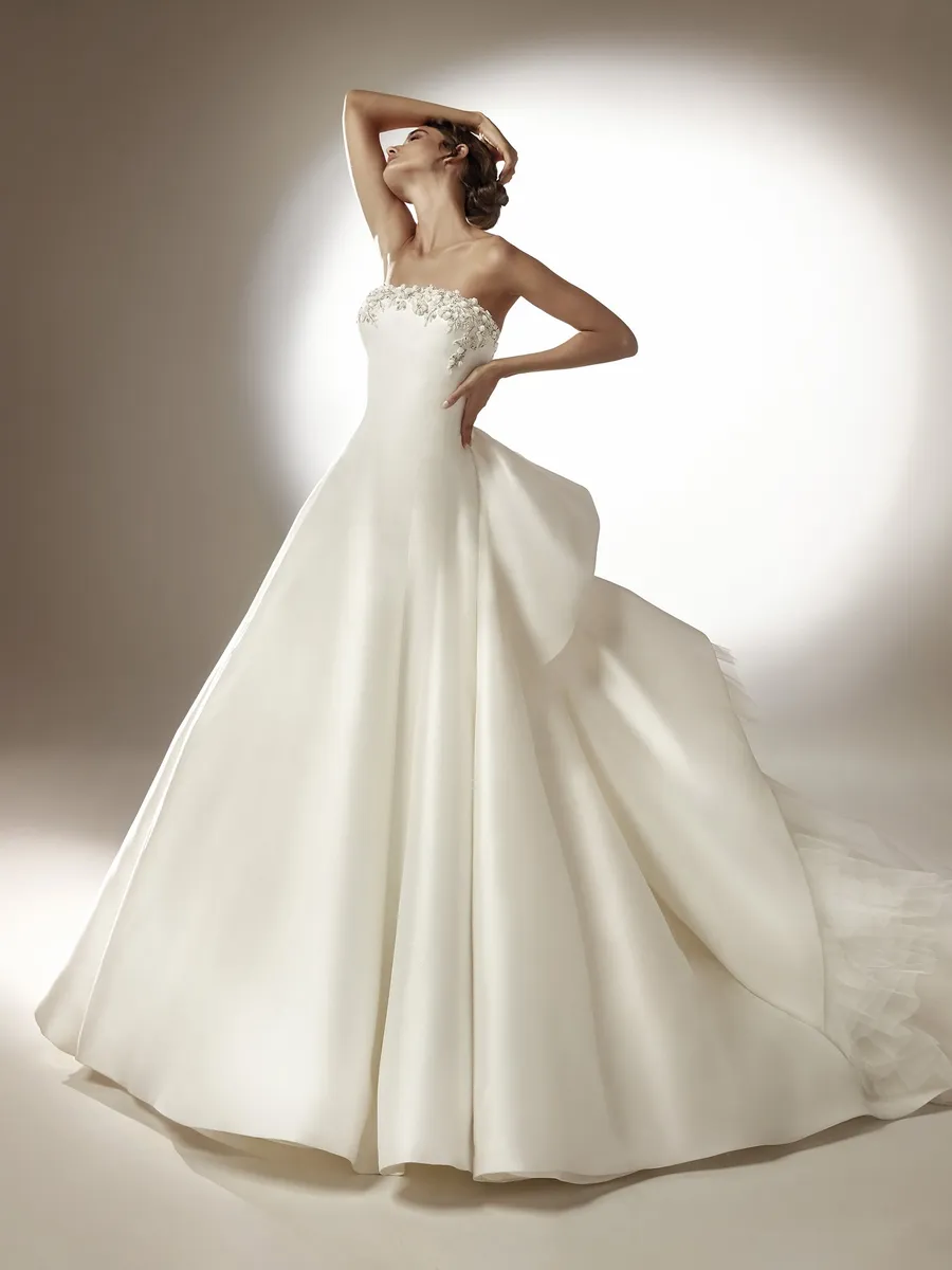 Pronovias