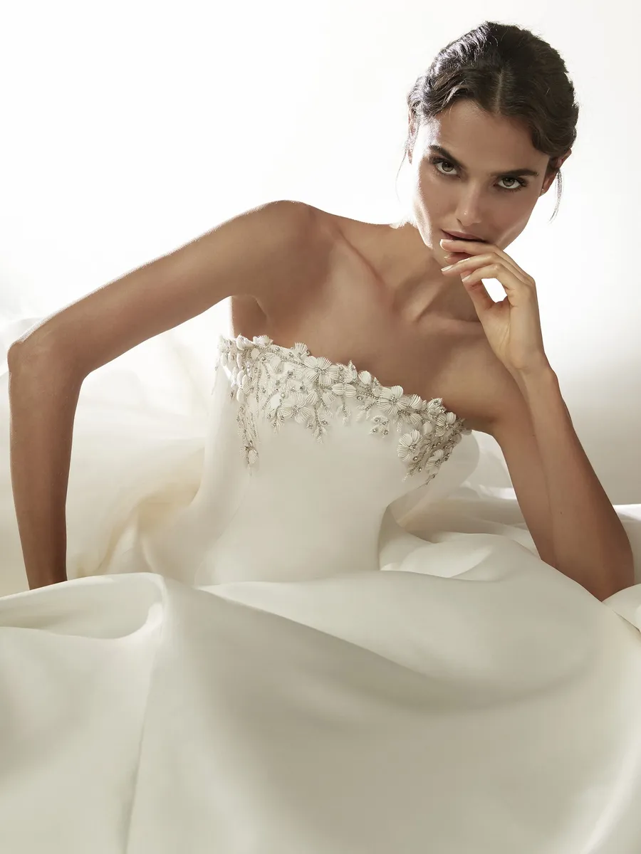 Pronovias