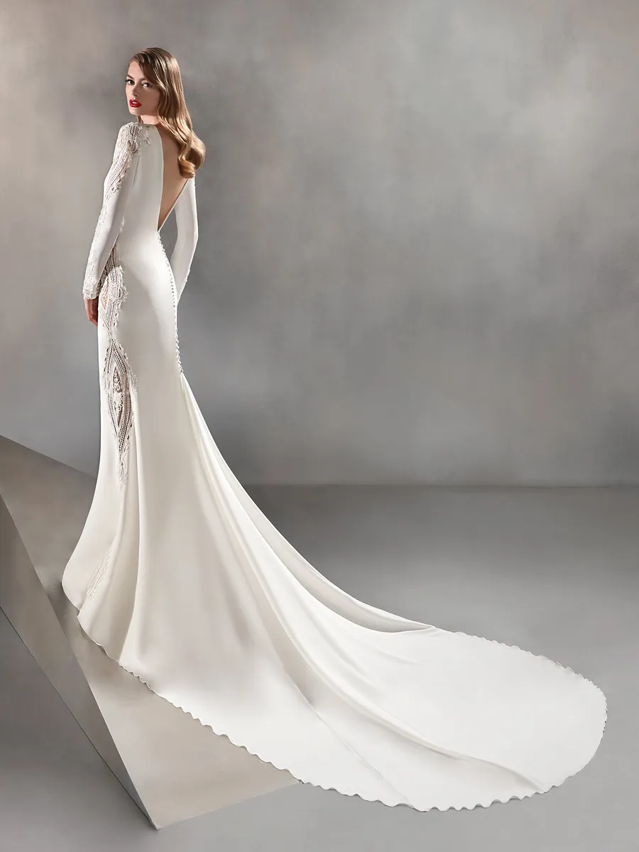 Pronovias