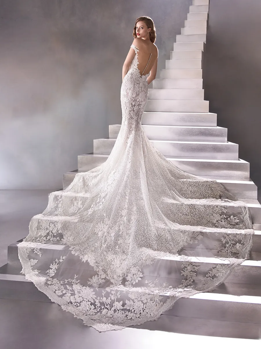 Pronovias