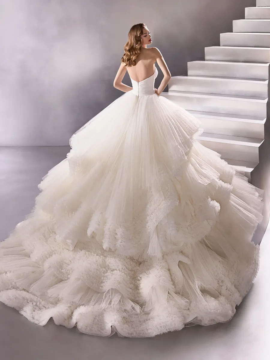 Pronovias