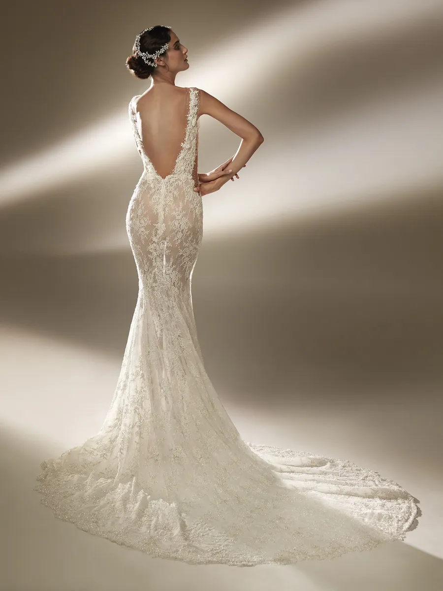 Pronovias