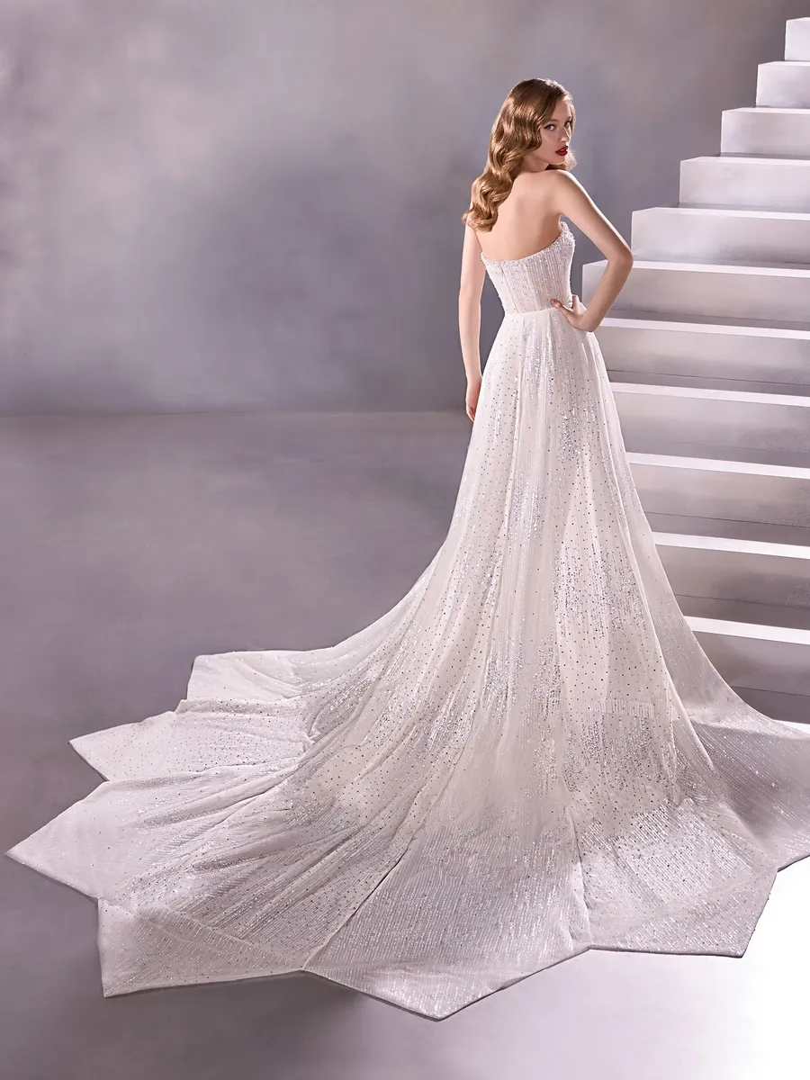 Pronovias