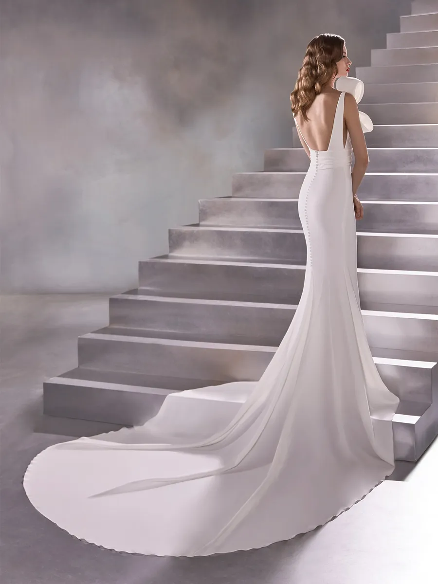 Pronovias