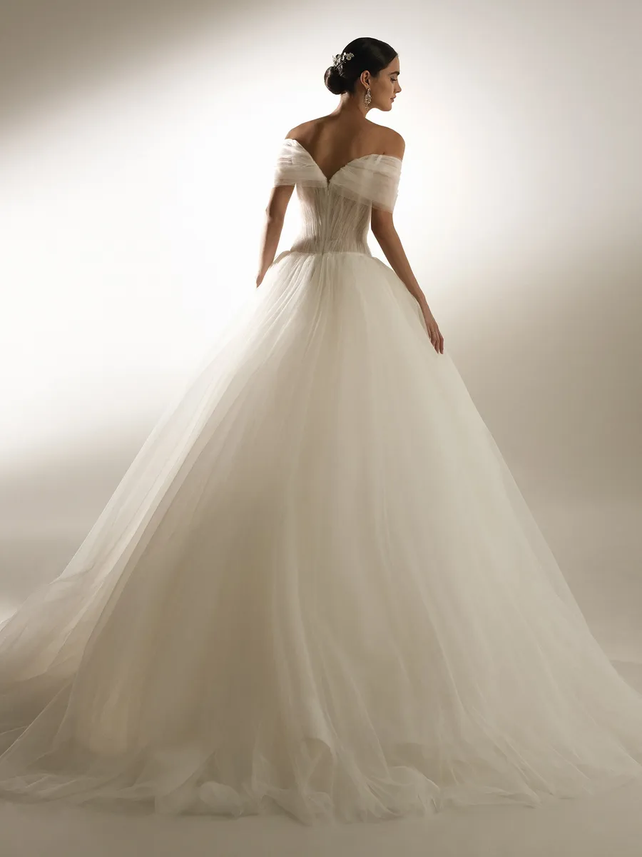 Pronovias