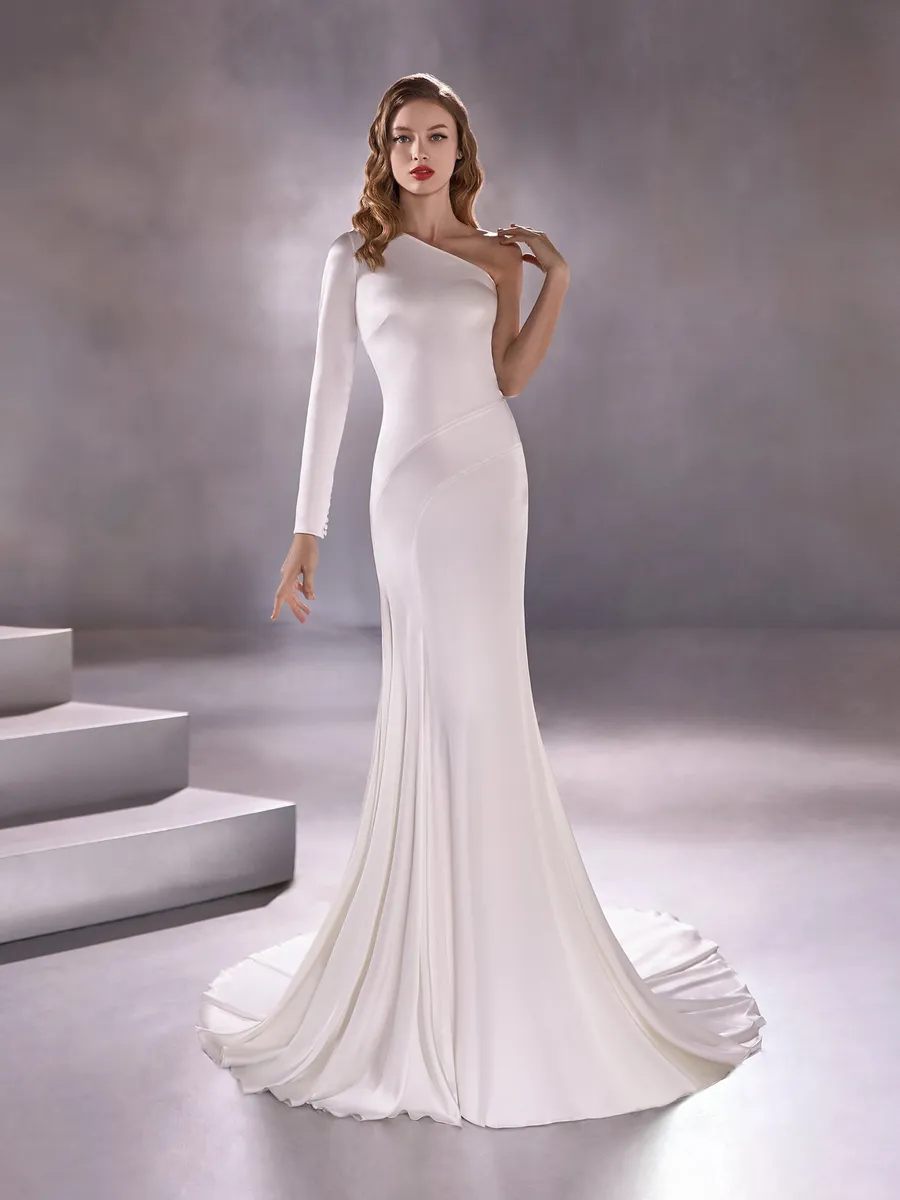 Pronovias