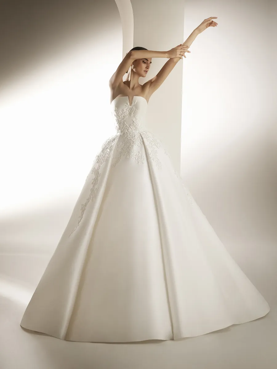 Pronovias