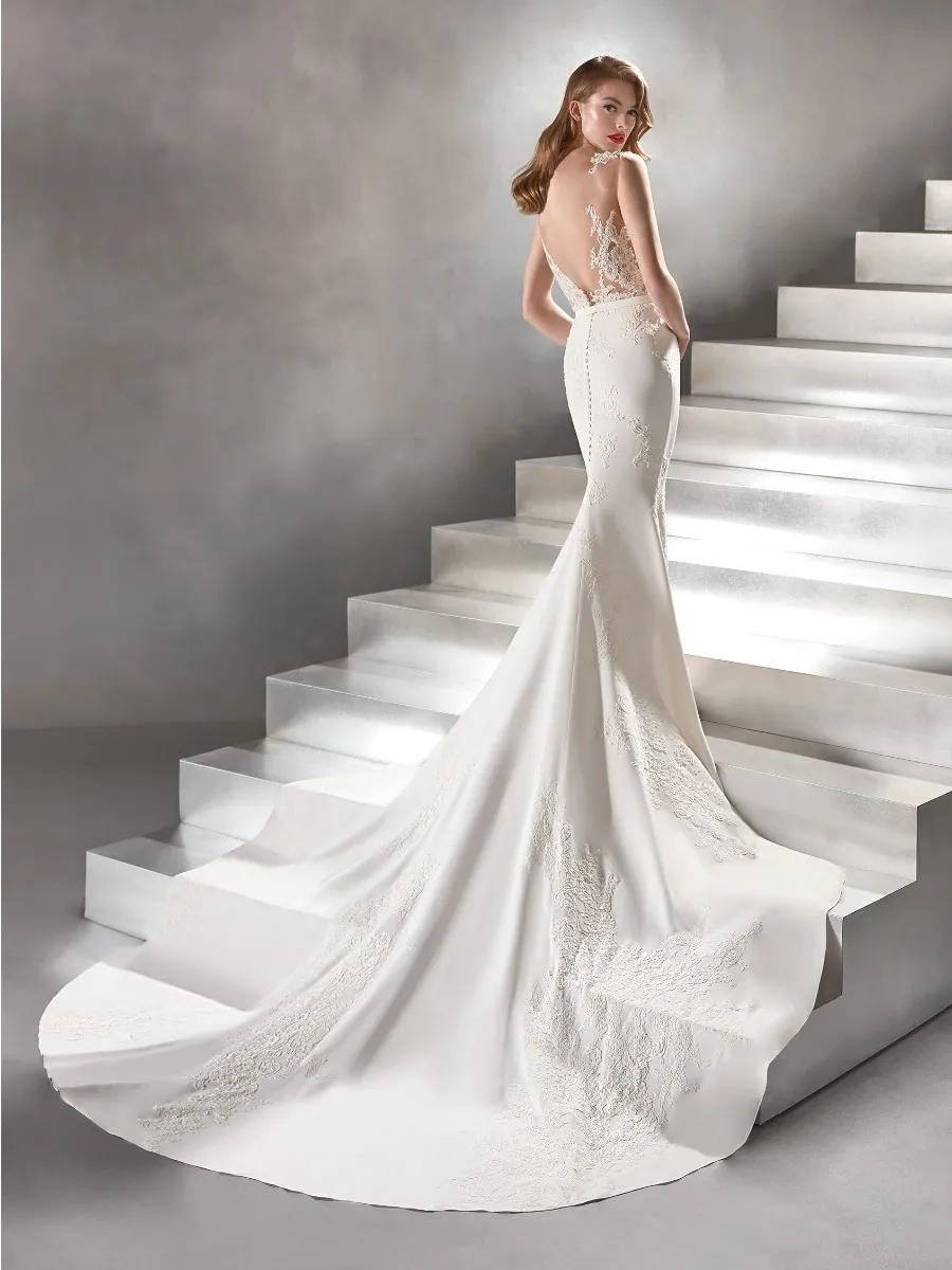 Pronovias