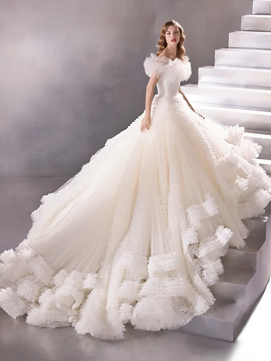 Pronovias