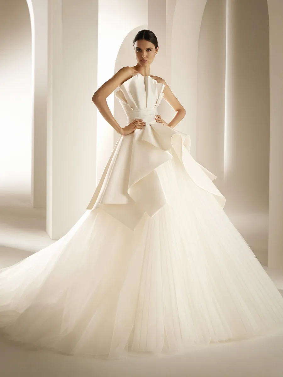 Pronovias