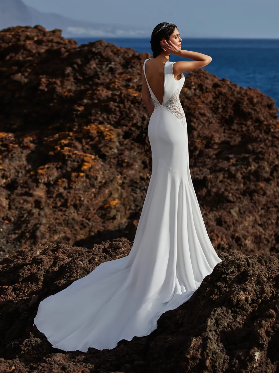 Pronovias