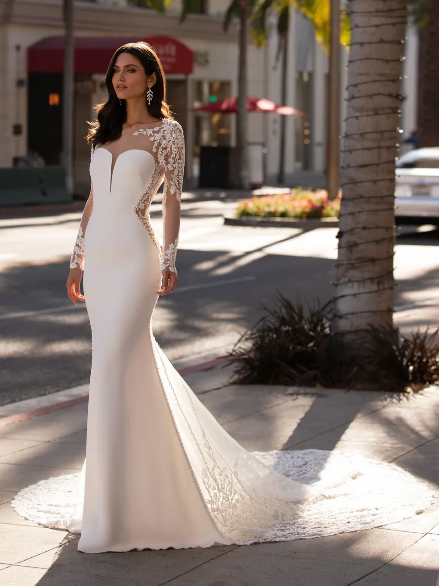 Pronovias