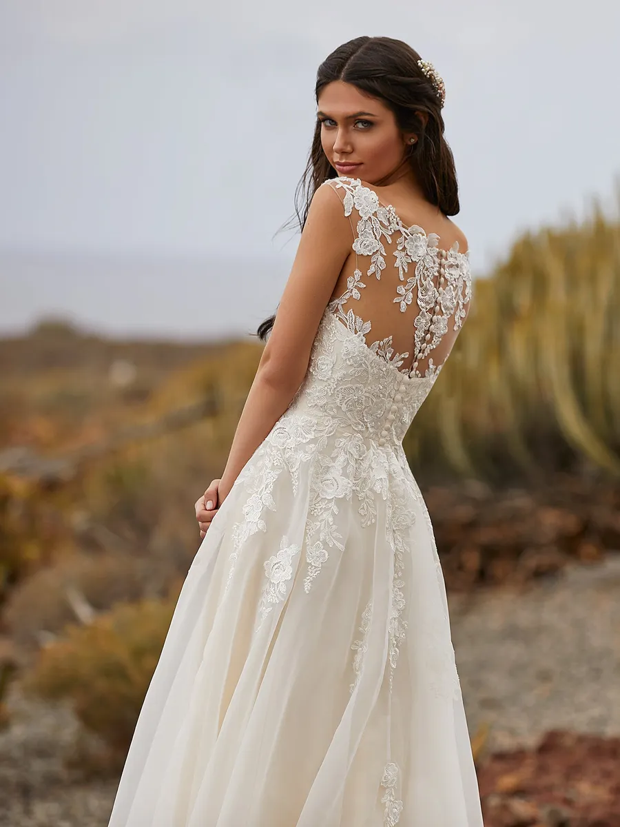 Pronovias