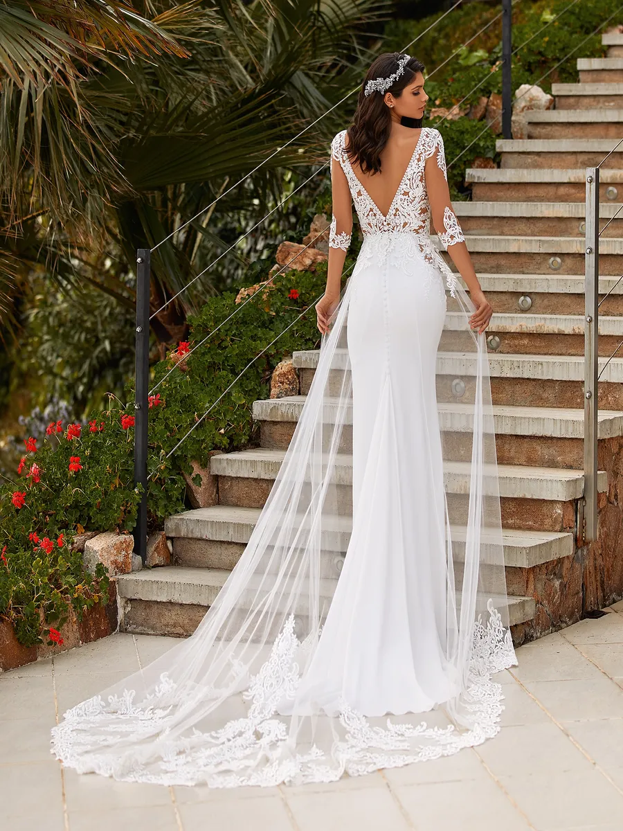 Pronovias