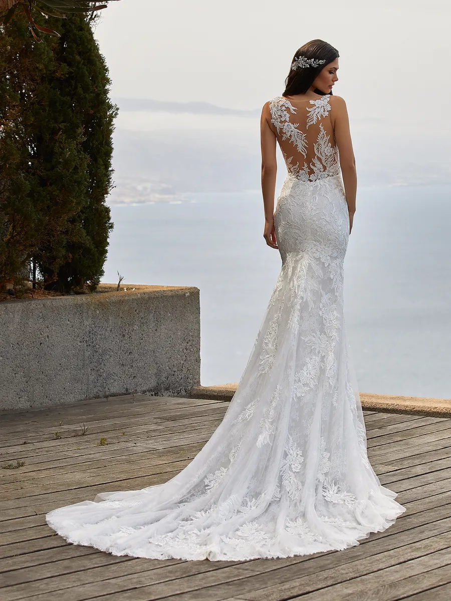 Pronovias