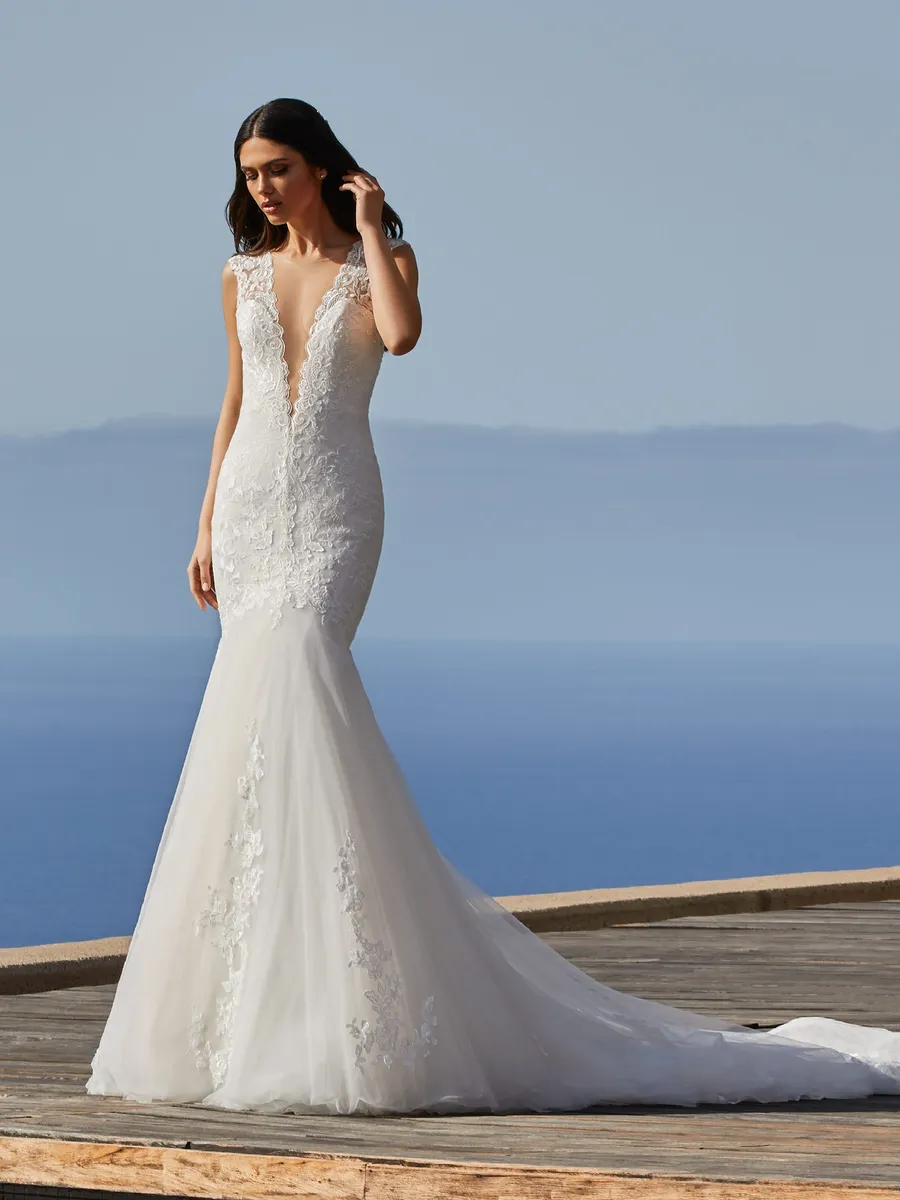 Pronovias