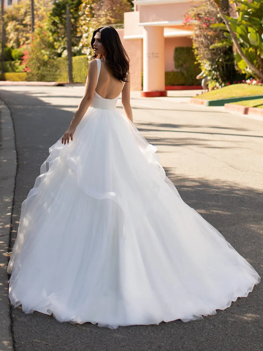 Pronovias