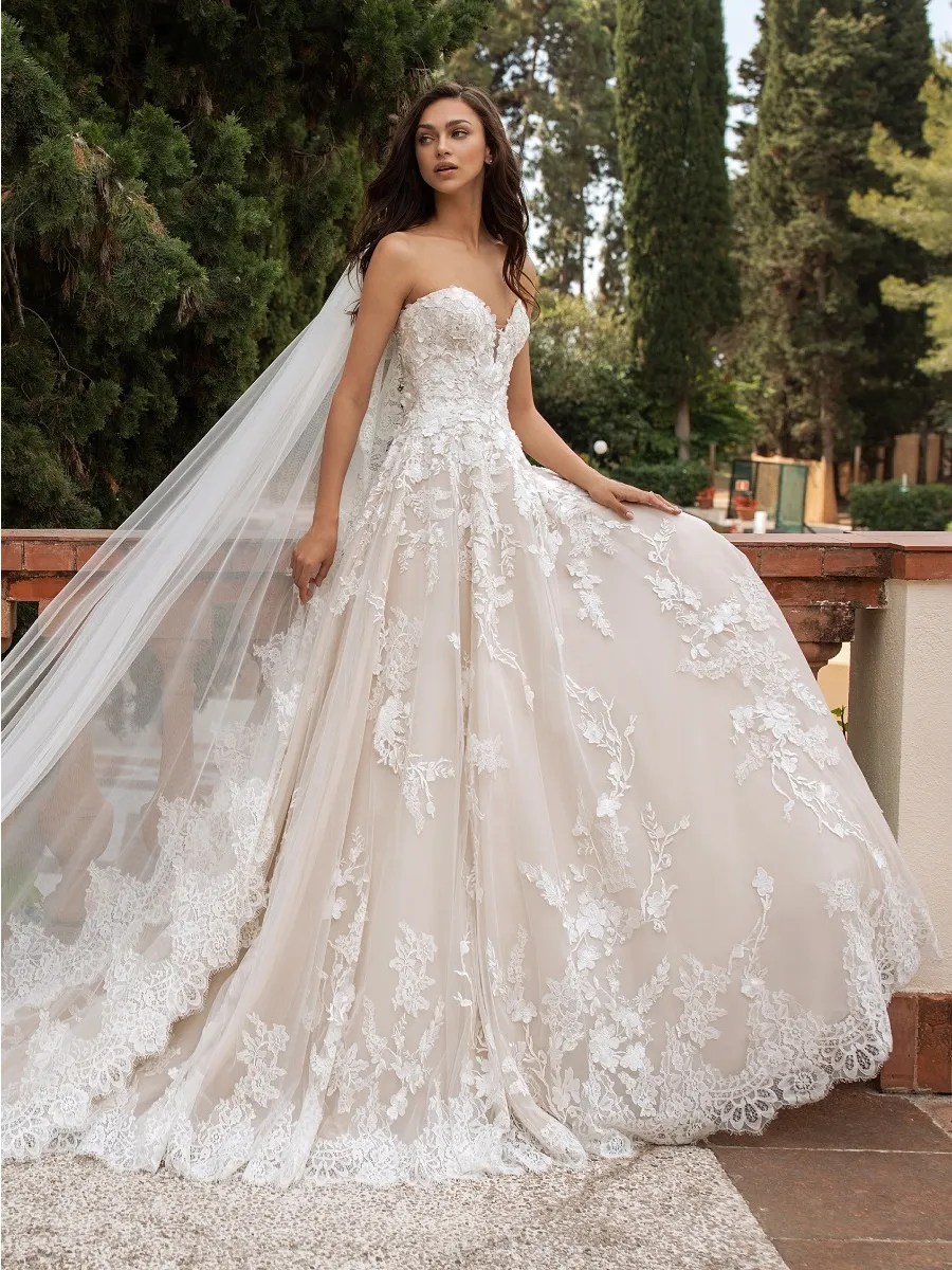 Pronovias