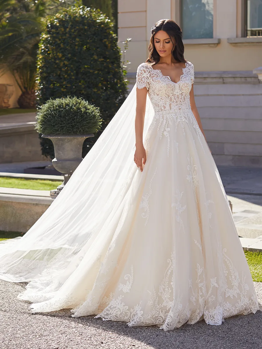 Pronovias