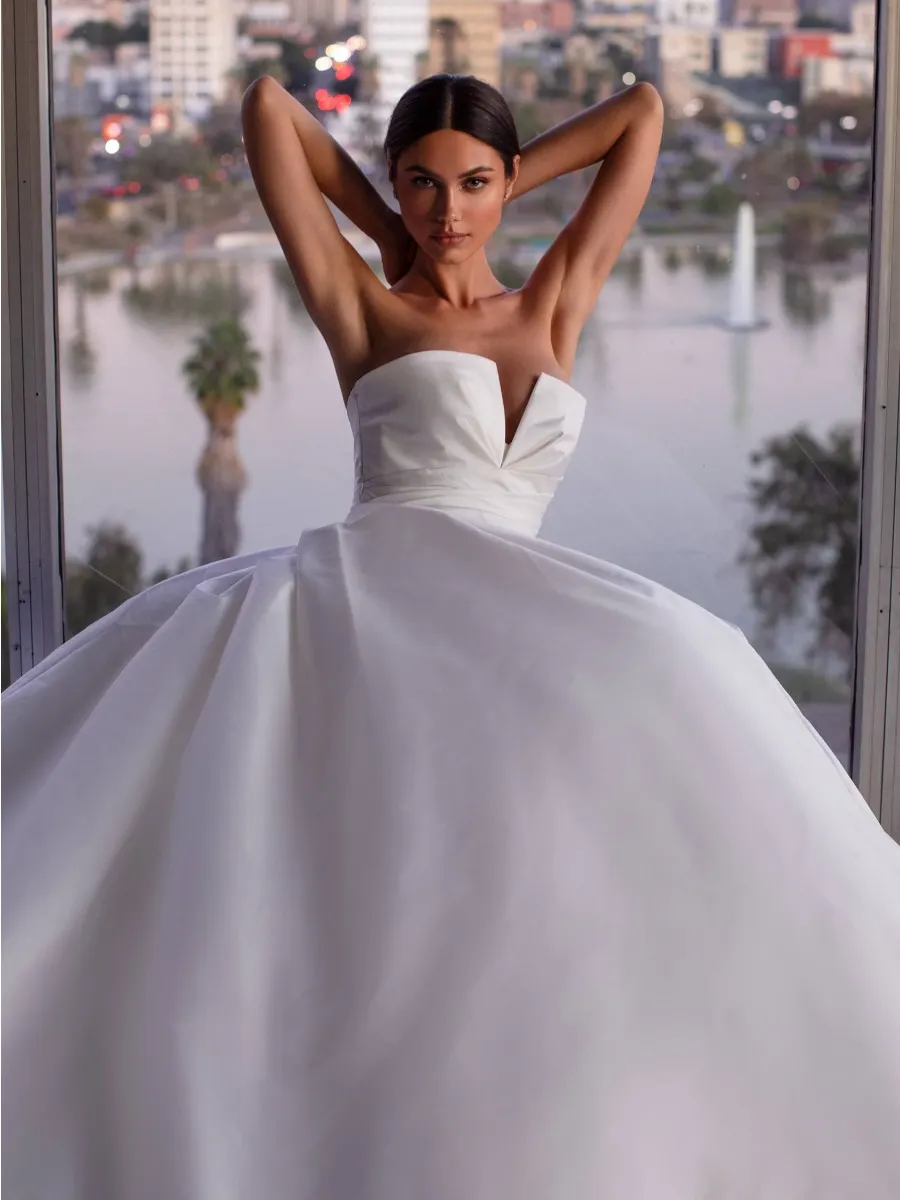 Pronovias