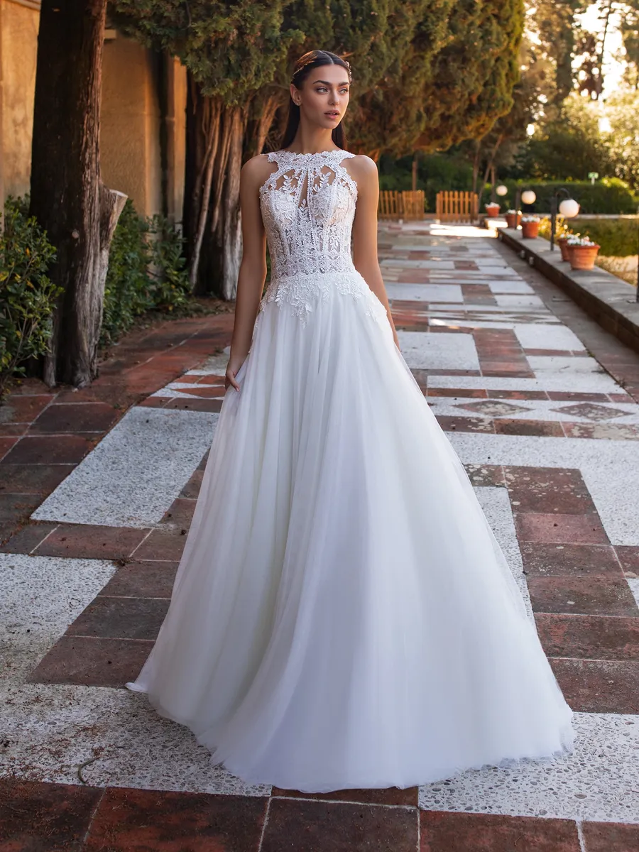 Pronovias