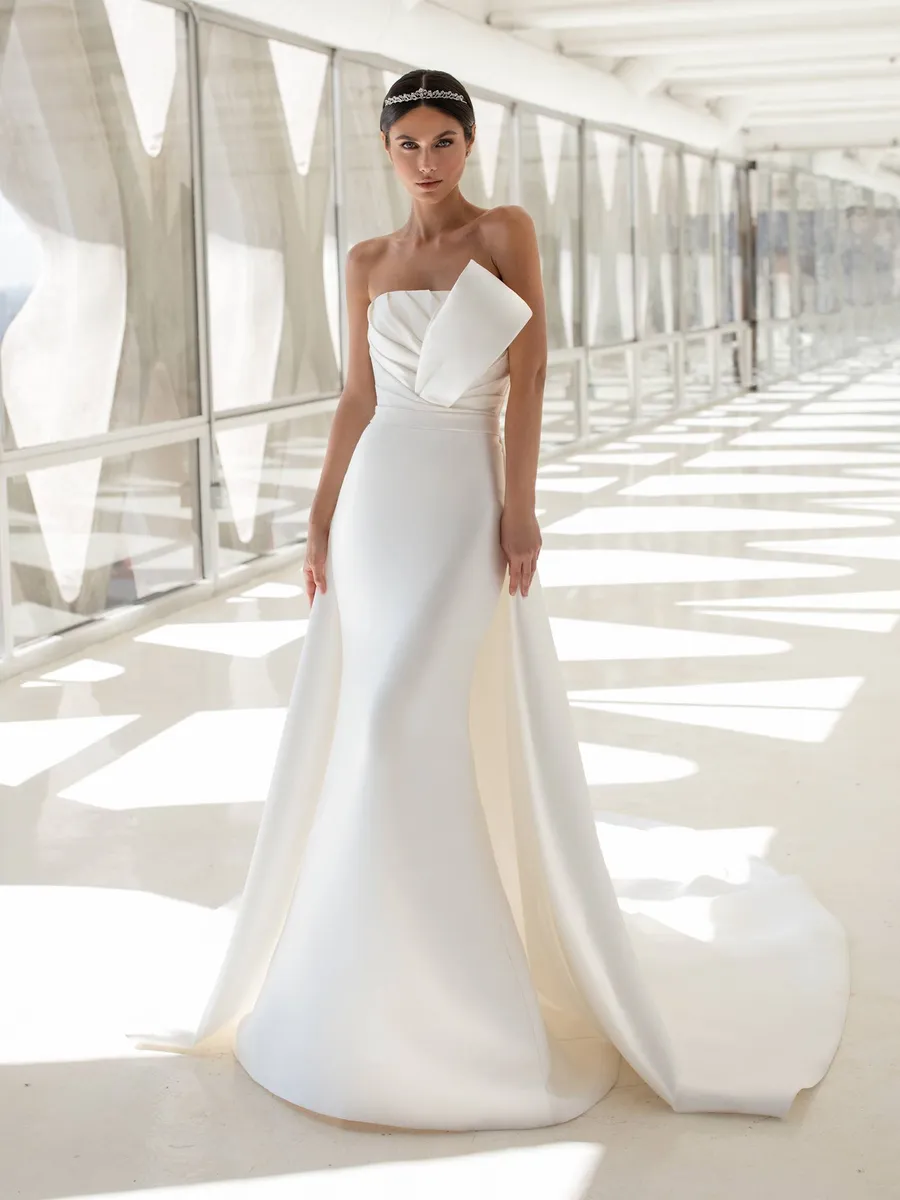 Pronovias