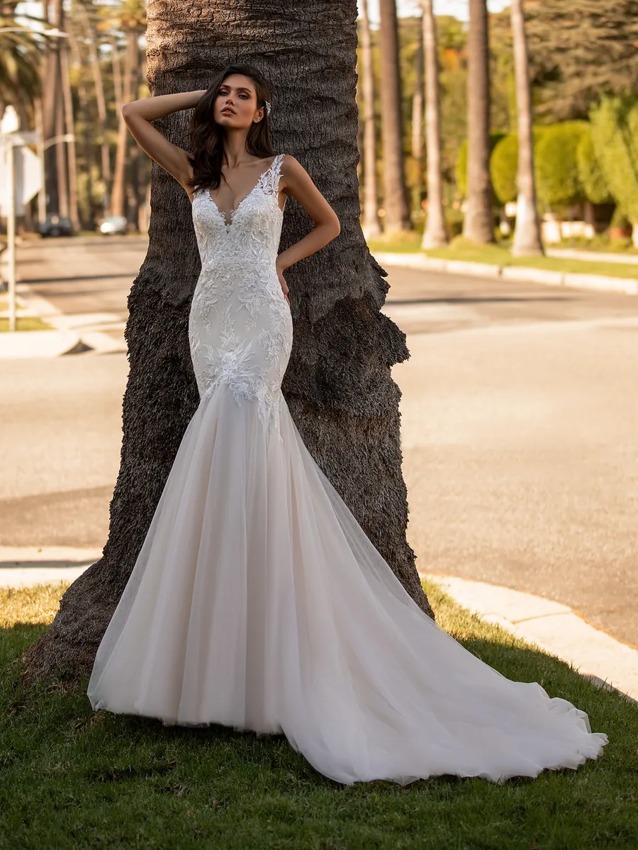 Pronovias