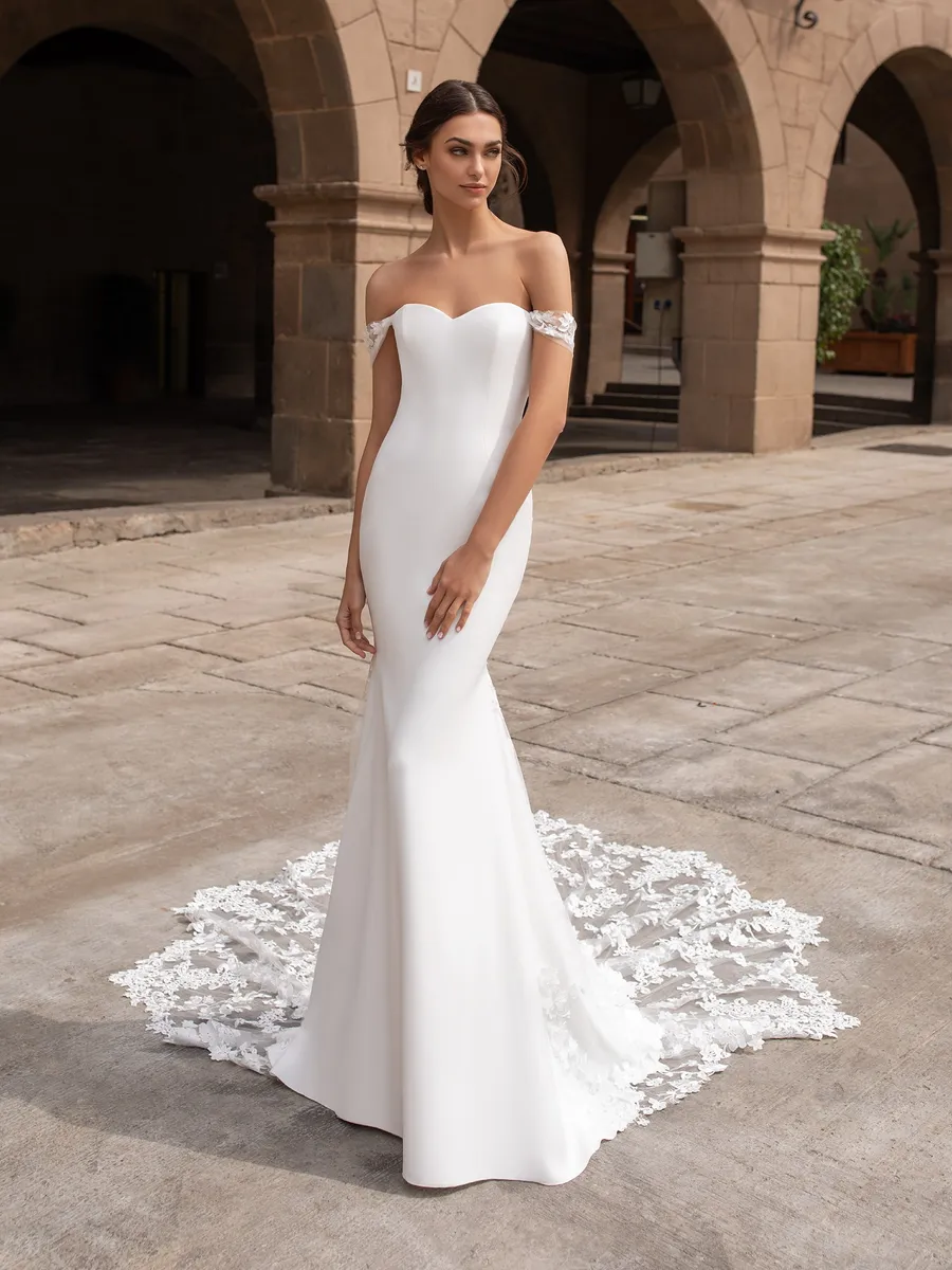 Pronovias