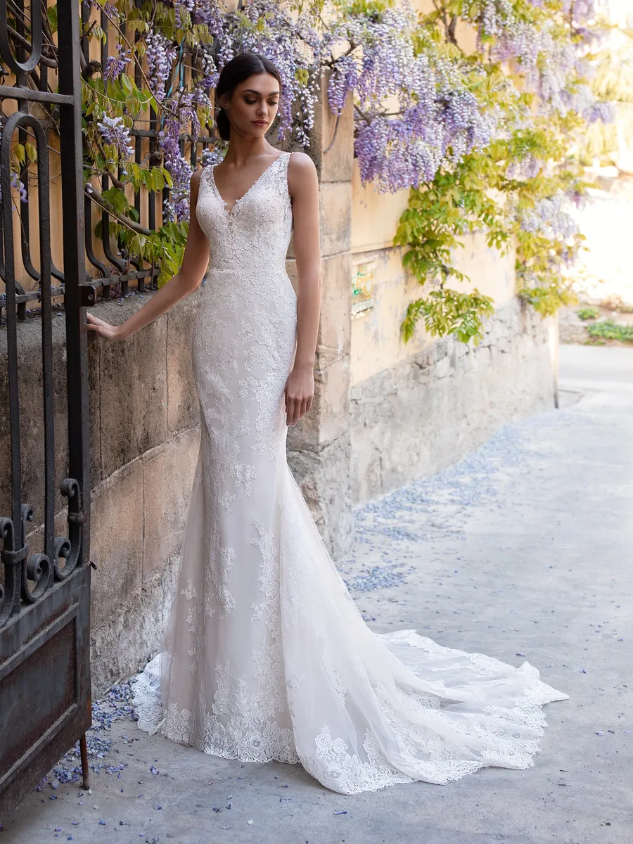 Pronovias