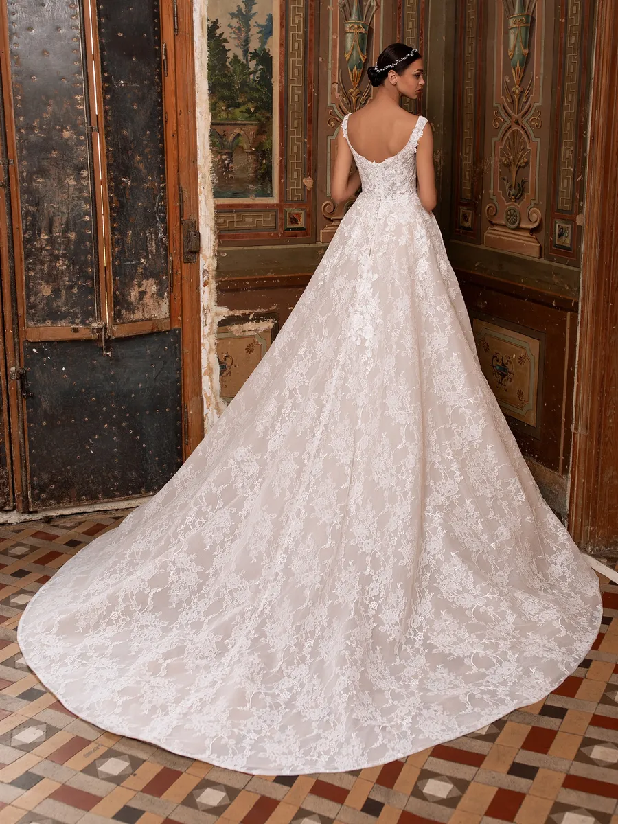 Pronovias