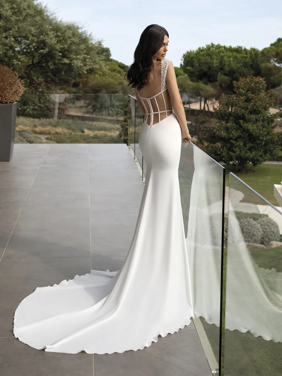 Pronovias