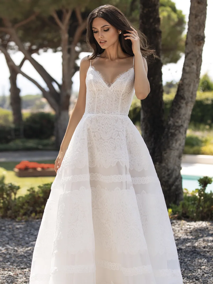 Pronovias