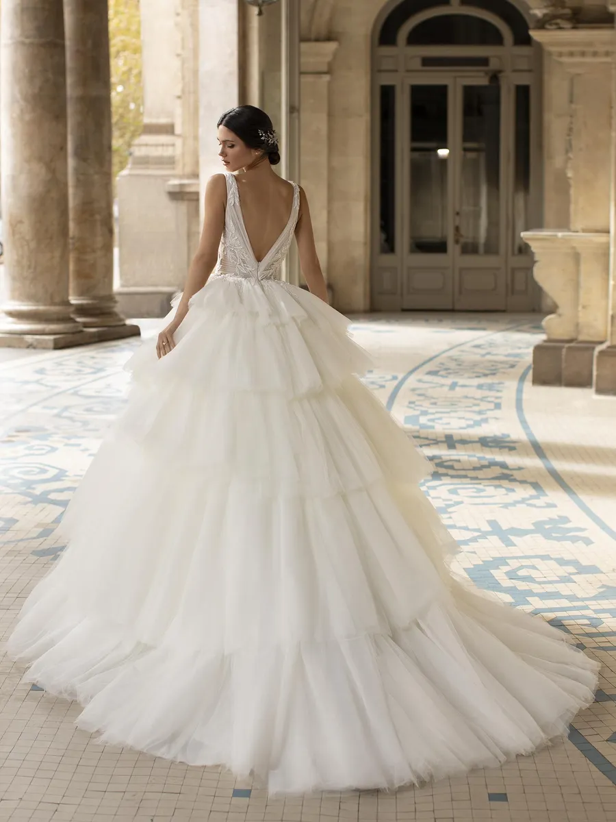 Pronovias