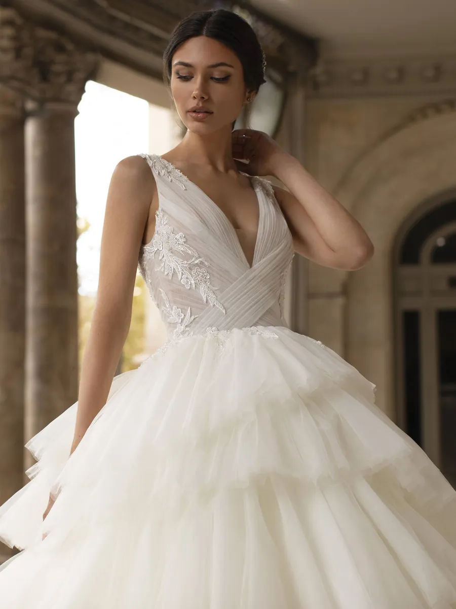 Pronovias