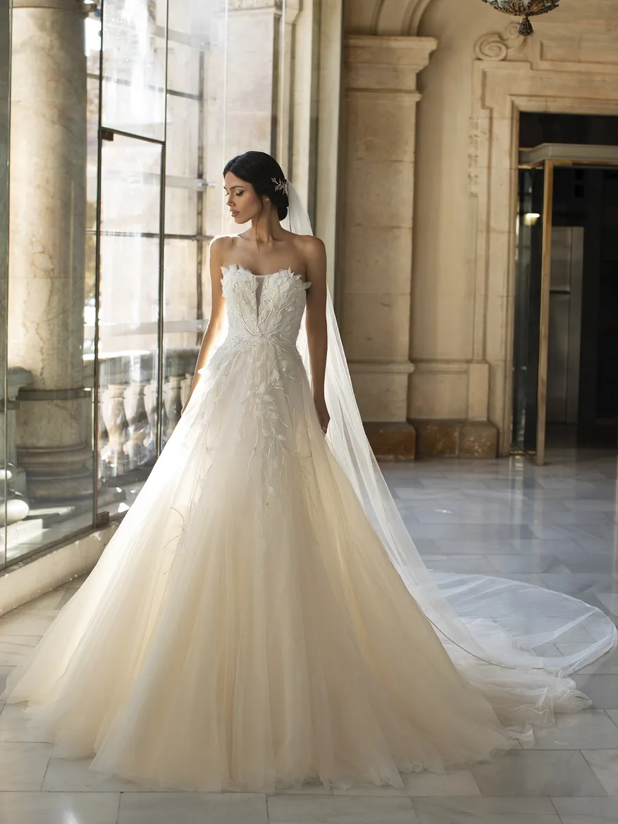 Pronovias