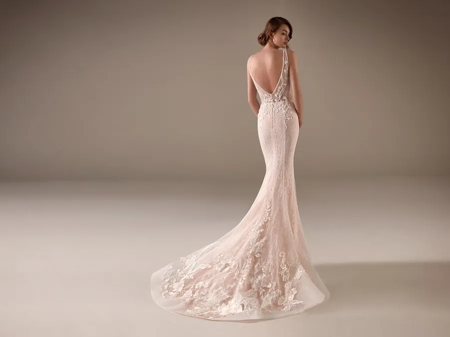 Pronovias