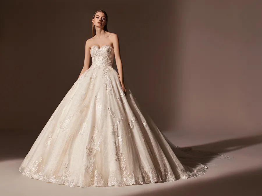 Pronovias