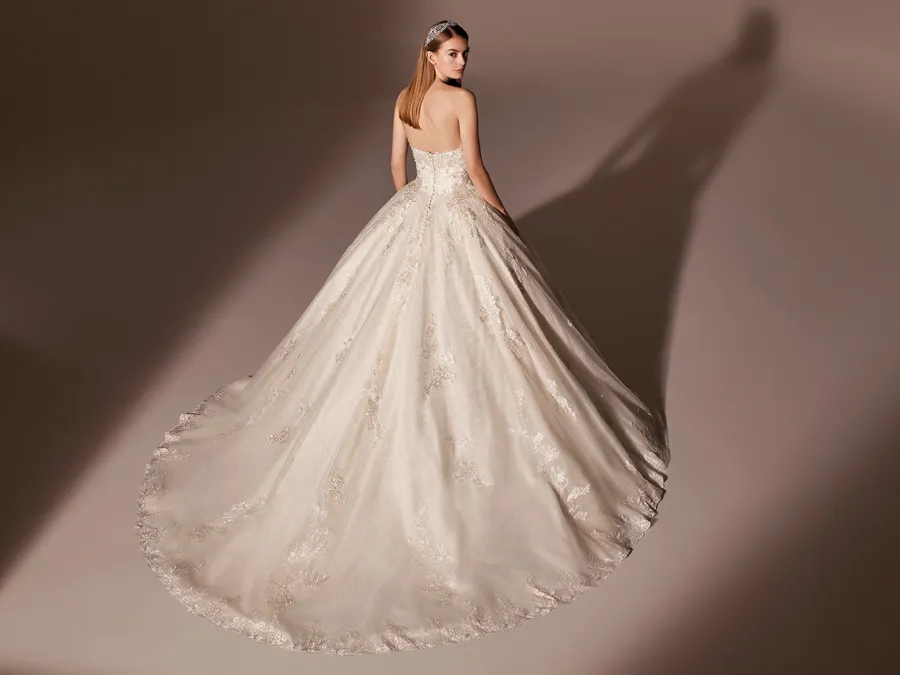 Pronovias