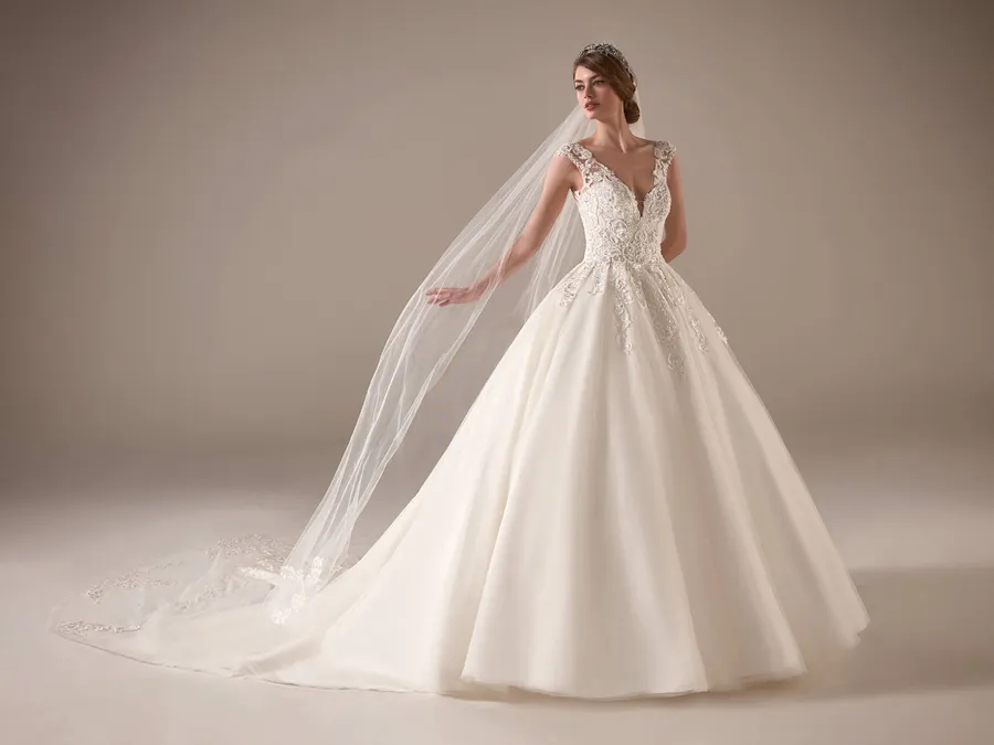 Pronovias