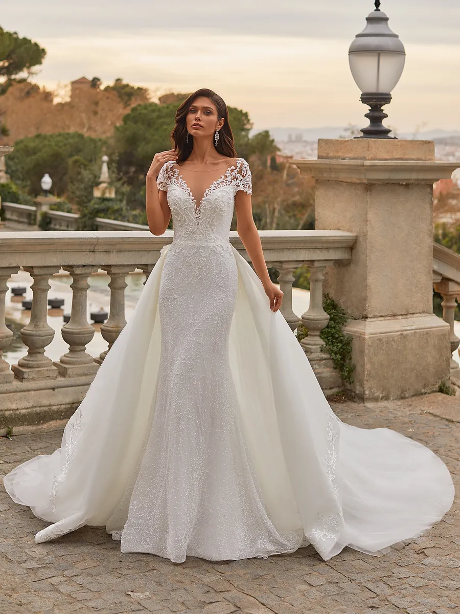 Pronovias