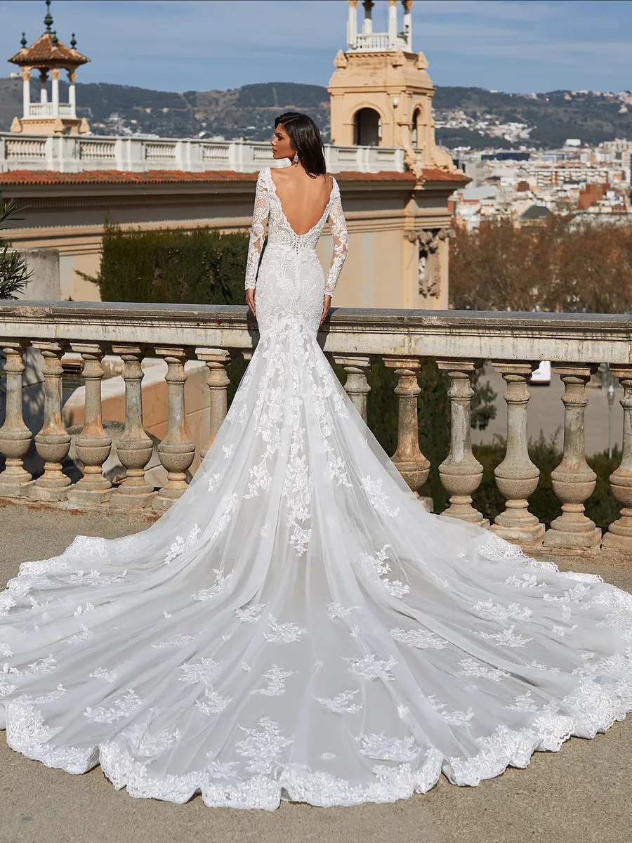 Pronovias